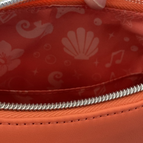 New Disney Loungefly Little Mermaid Flounder Purse - Picture 5 of 5